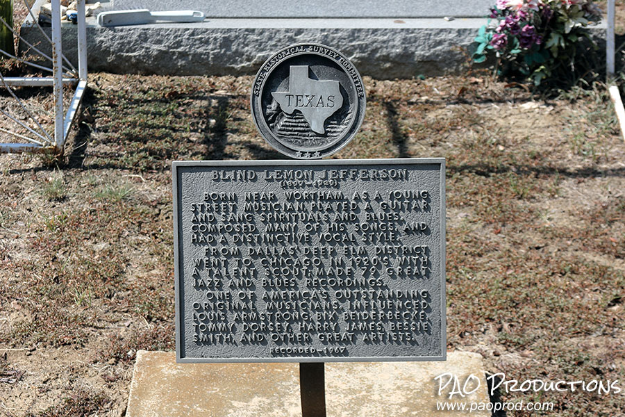 Blind Lemon Jefferson cemetery memorial