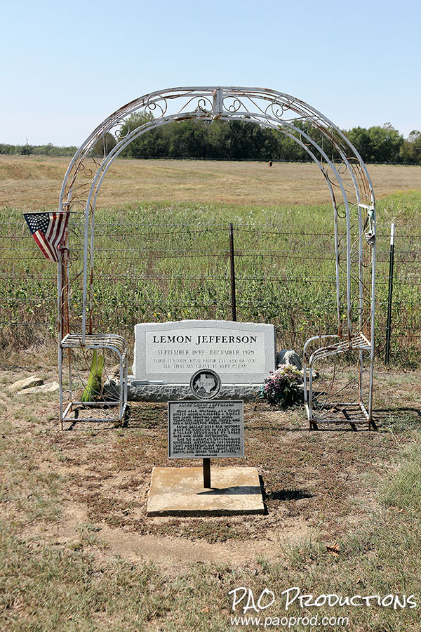 Blind Lemon Jefferson cemetery memorial