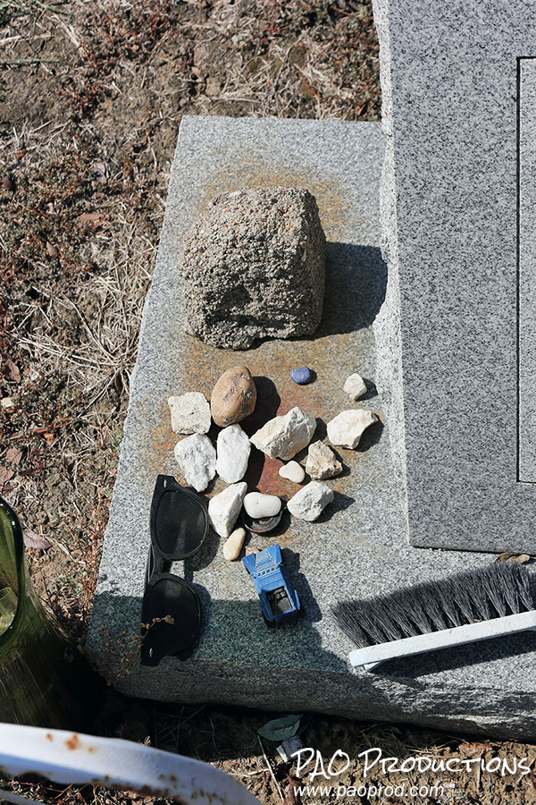 Blind Lemon Jefferson cemetery memorial