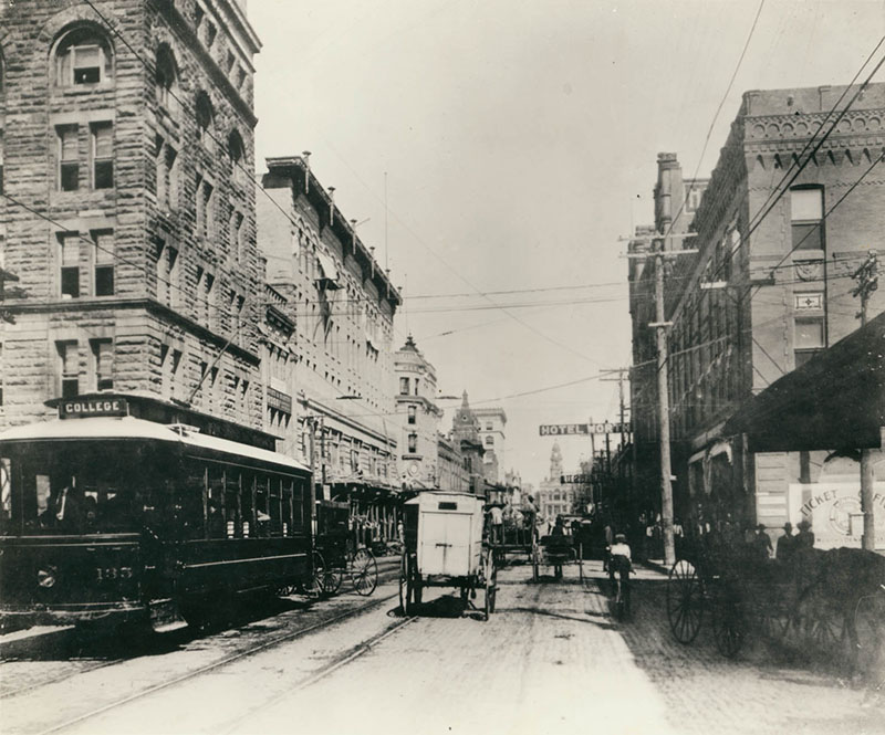 Main and 8th Streets in Fort Worth, facing north, 1896