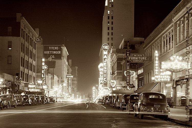 Looking down Dallas's Theater Row in 1942