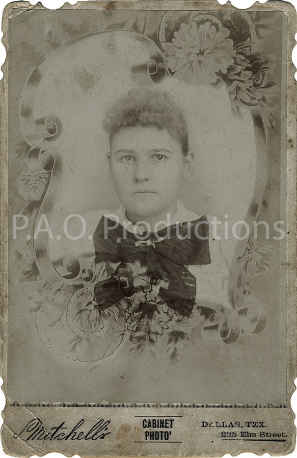 Mitchell cabinet card, 265 Elm Street in Dallas