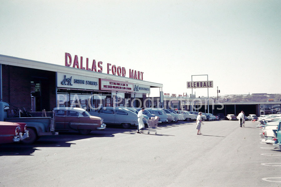 Glendale Shopping Center in Dallas, 1950s
