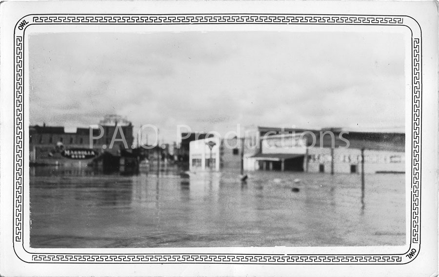 Trinity River flooding in downtown Dallas, unknown date