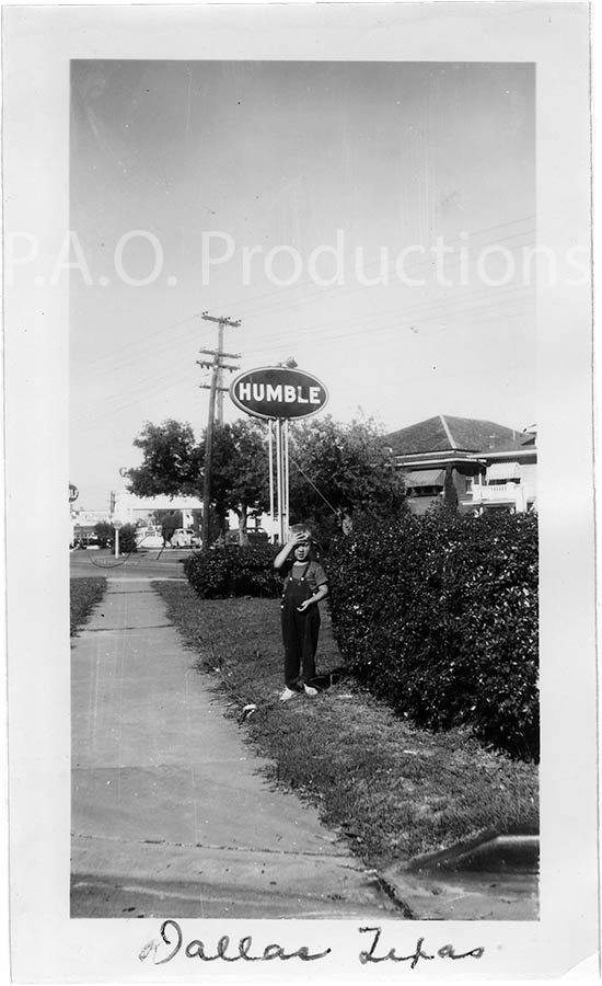 Humble gas station in Dallas, unknown date