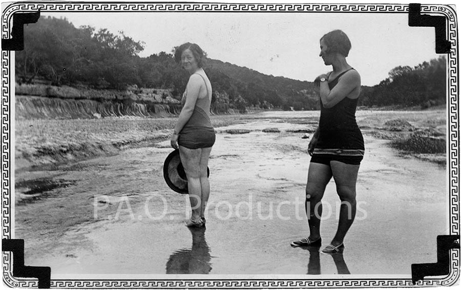 Two shapely women in bathing suits