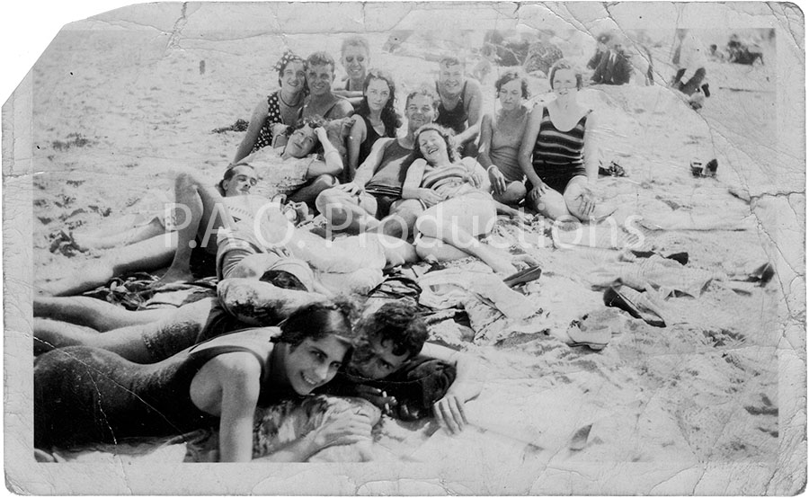 Beach group, 1930s