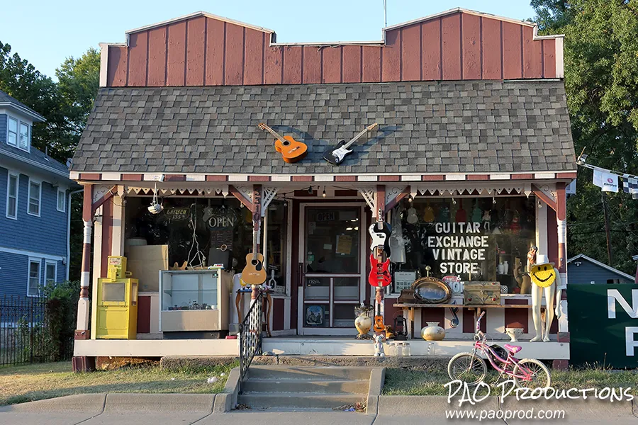 Nappy's Place Guitars in Topeka, Kansas, 2022