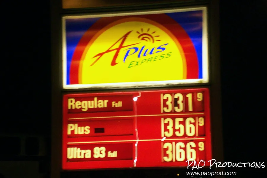 Gas station at the Vince Lombardi Service Area in New Jersey, 2013